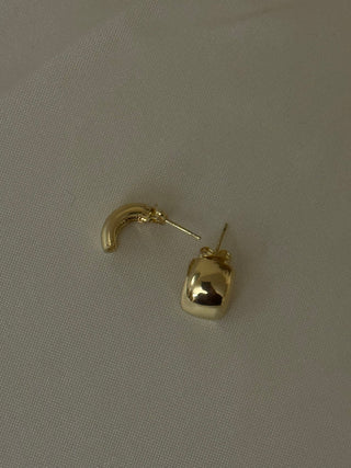 18k gold filled Mila Stud earrings