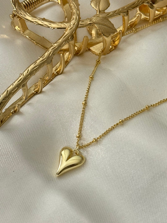 Corazón de Oro Necklace